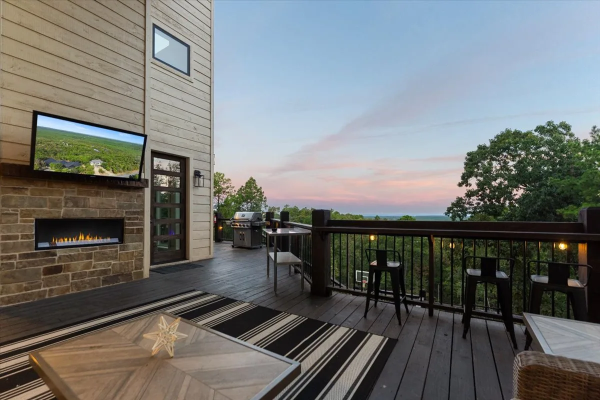 Bella Vista